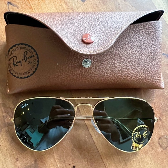 Ray-Ban Aviators - Picture 2 of 2